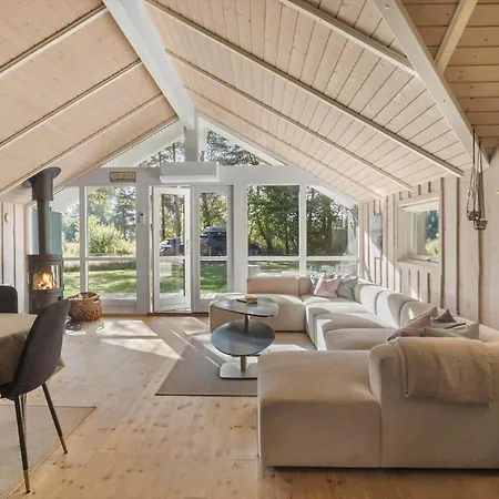 M397-vaeggerlose-stolt-henriksvej-111 * Bøtø By